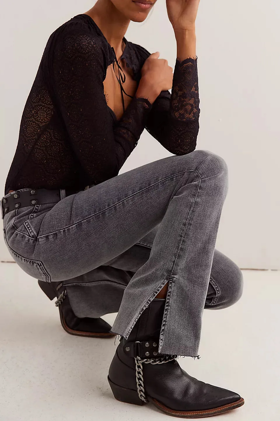 Level Up Slit Slim Flare Jeans - Ridge Grey