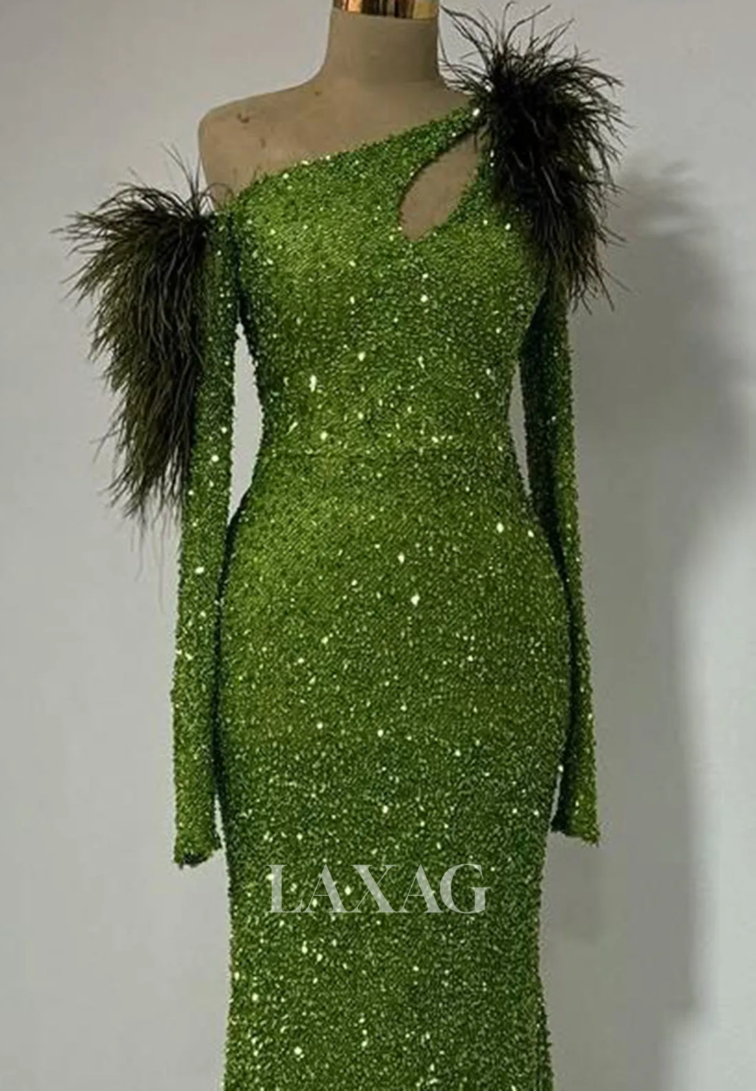 Long Sleeves Asymmetrical-Neck Mermaid Prom Dress Fringed Fully Sequined Pleated Evening Gowns