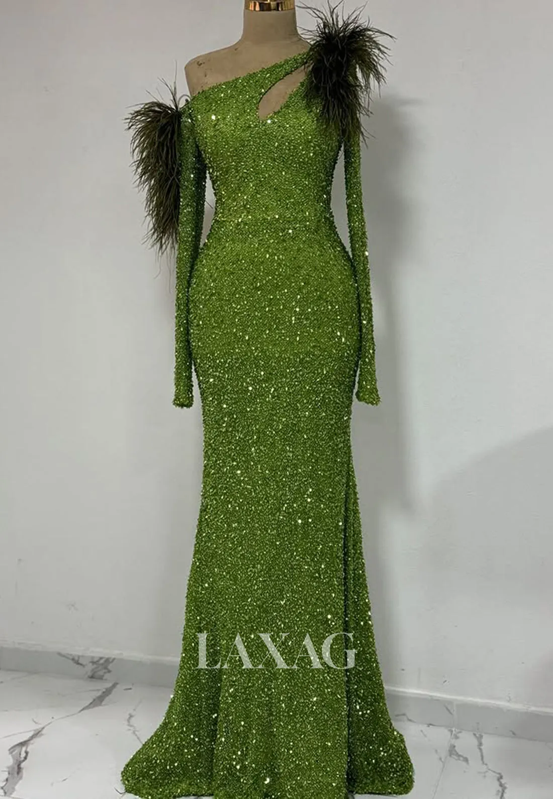 Long Sleeves Asymmetrical-Neck Mermaid Prom Dress Fringed Fully Sequined Pleated Evening Gowns