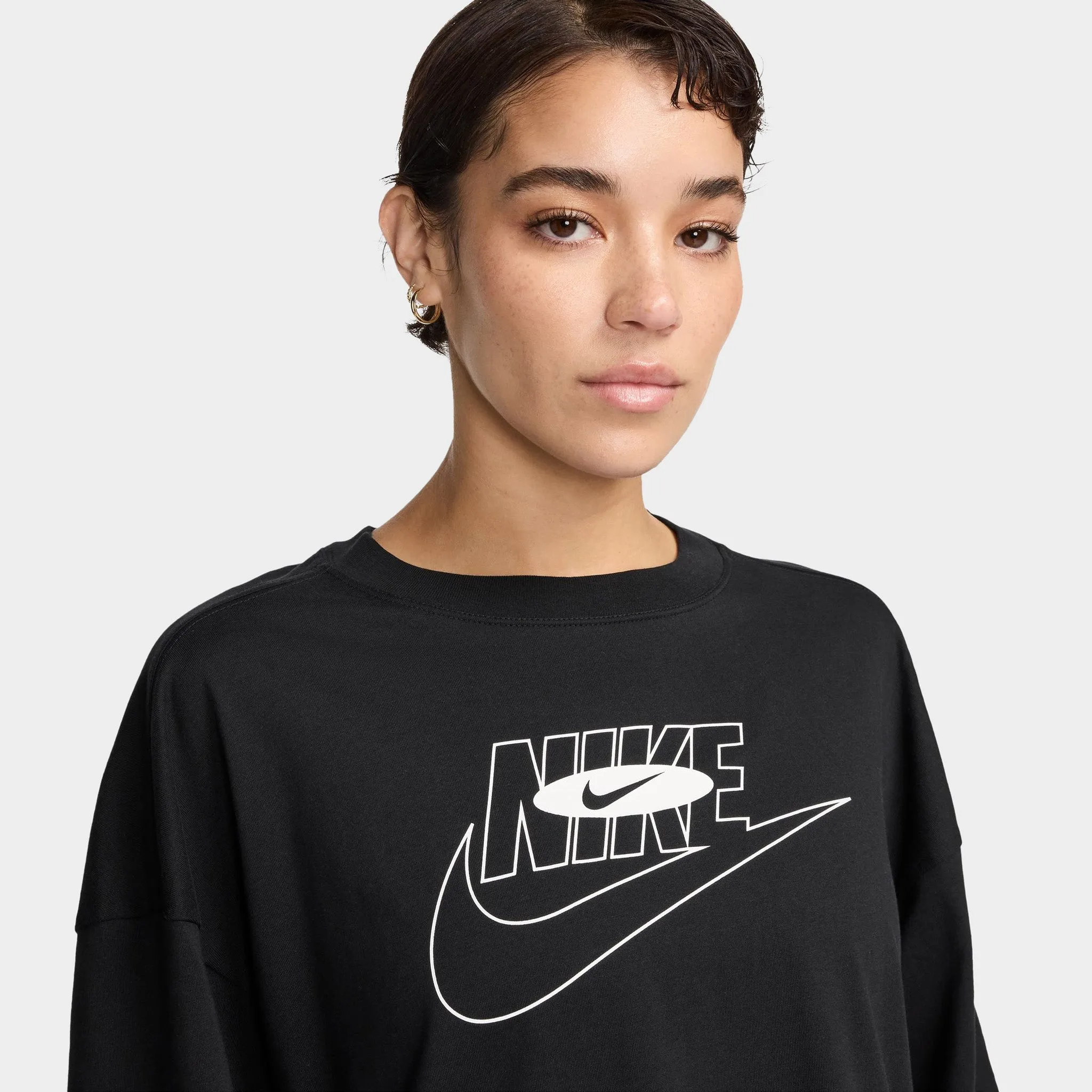 Nike Sportswear Women's Oversized Dance Graphic T-Shirt / Black
