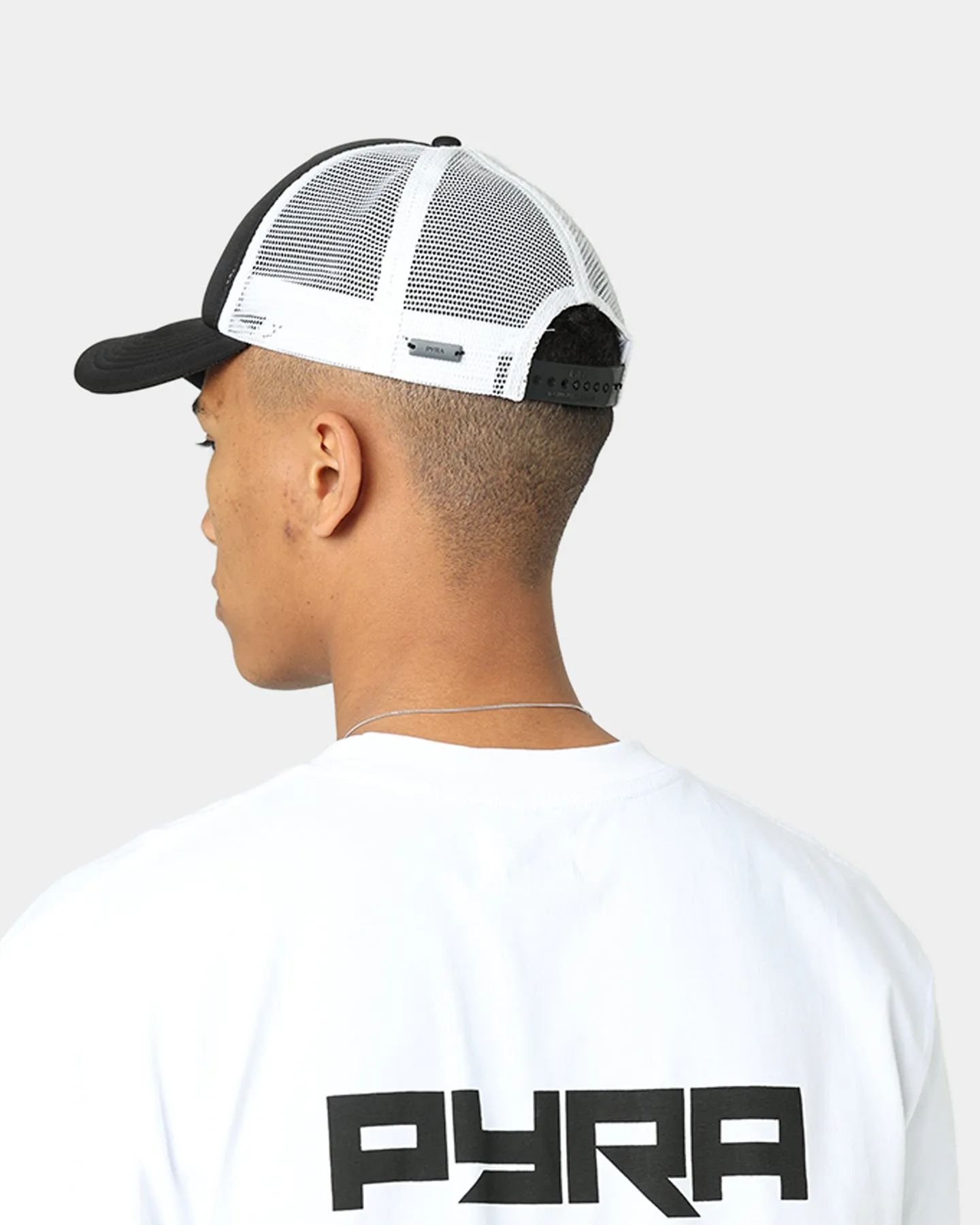Pyra Research Dept T-Shirt White/Black