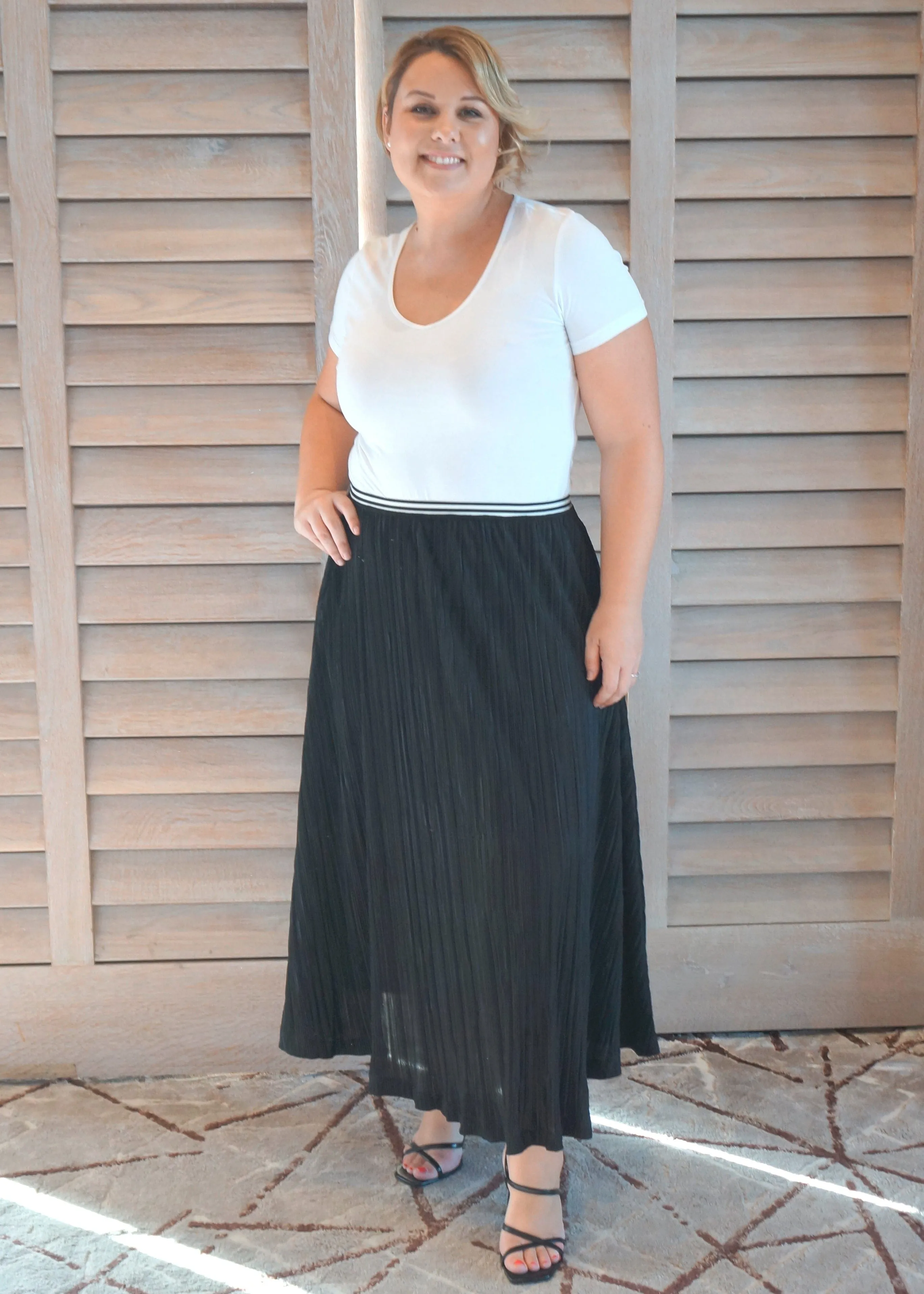 The Joss Maxi Skirt - Black Pleats