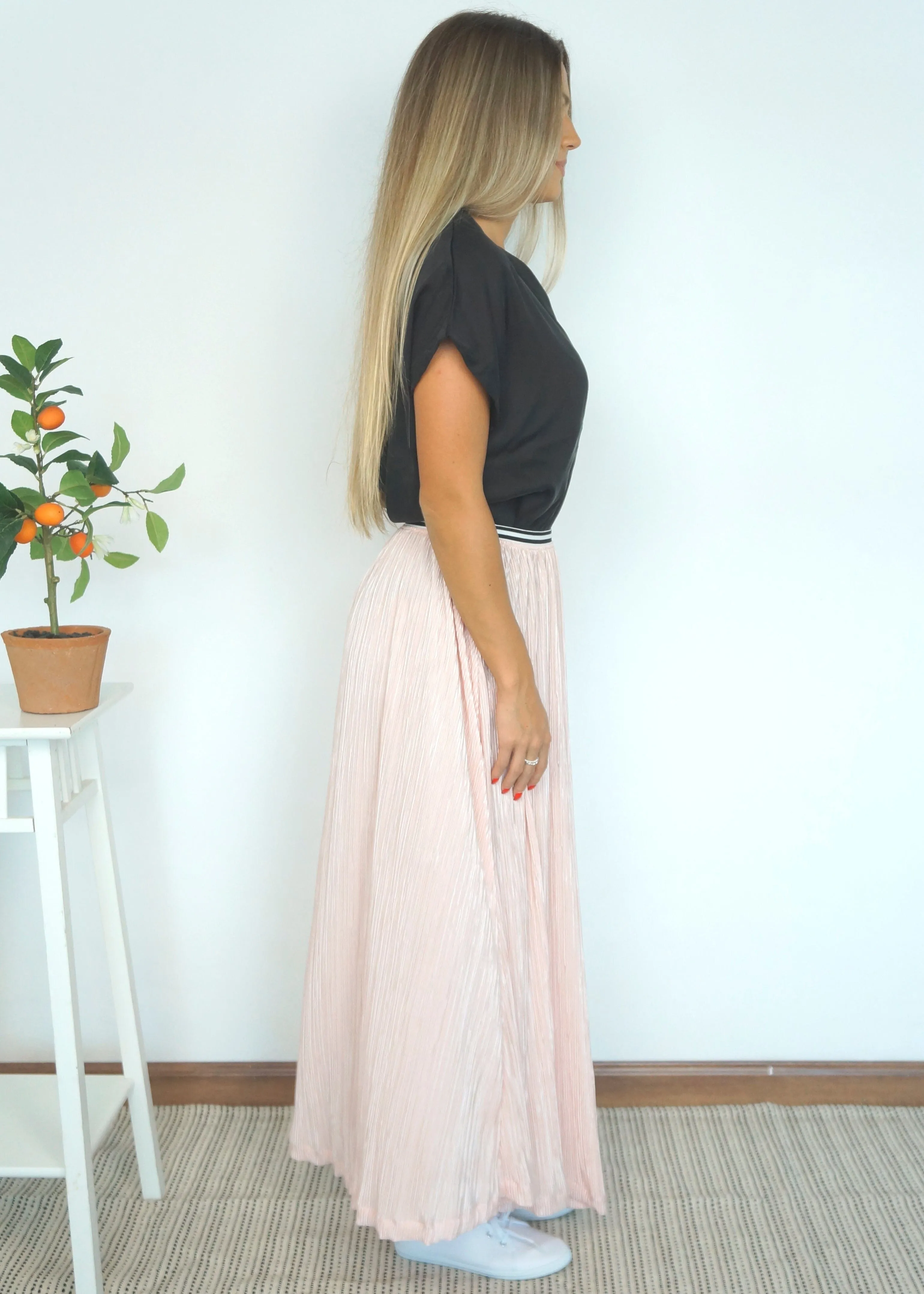 The Pleated Maxi Skirt - Nude Pink Pleats